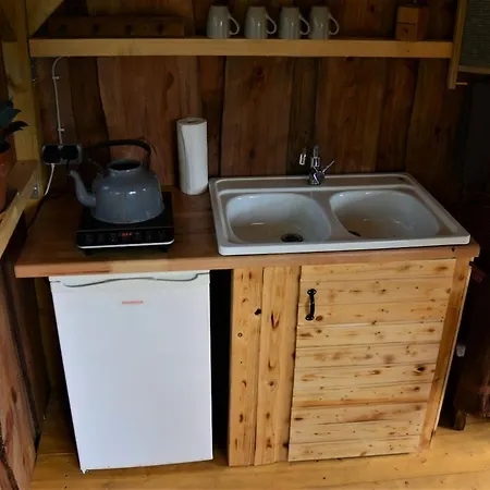 Apartment Hannemann Construction Trailer *